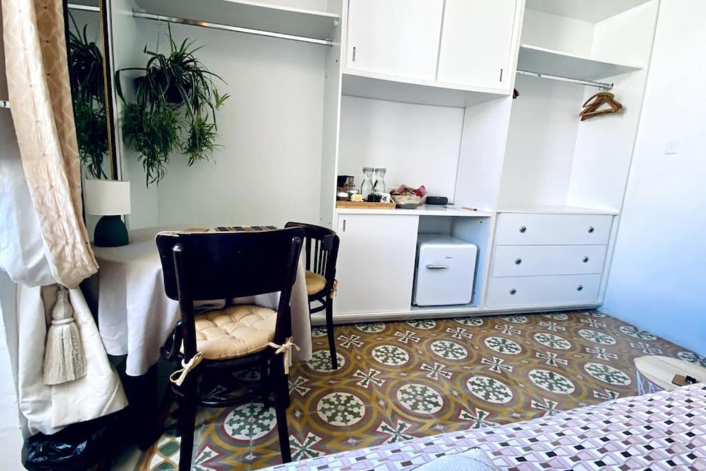 Free Breakfast, Pool, Spacious Aircon Hideaway Leilighet Mosta Eksteriør bilde