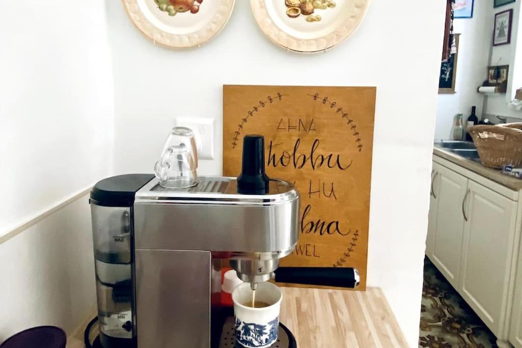 Free Breakfast, Pool, Spacious Aircon Hideaway Leilighet Mosta Eksteriør bilde